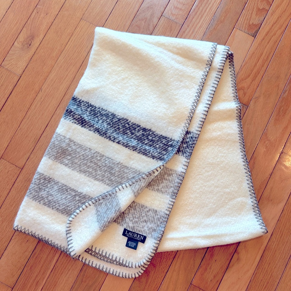 Ralph Lauren pashmina